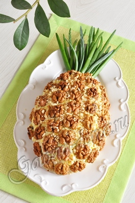 Salad "Pineapple" You need: some potatos. 200 gr of ham, 200 gr of pineapple, 5 eggs, one onion, some mayonnaise, salt, peper, some...